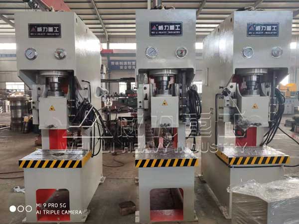 小型液壓沖床圖片